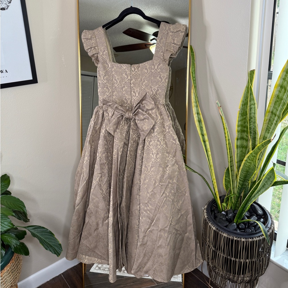HOUSE OF CB 'Alessandra' Gold Jacquard Midi Dress w/ Detachable Bow NWOT - Picture 10 of 10